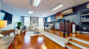Cozy Studio In Boston's Historic Faneuil Hall Area